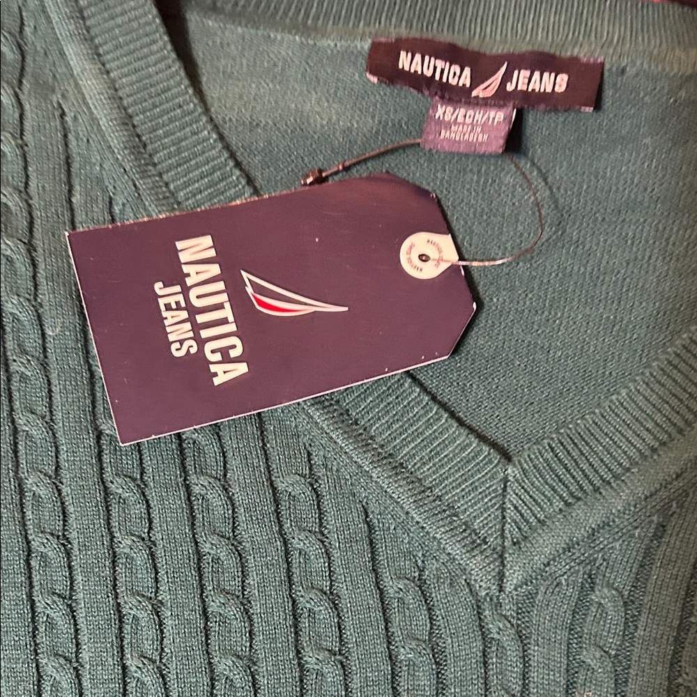 Green V-Neck Ribbed Sweater - Picture 5 of 6